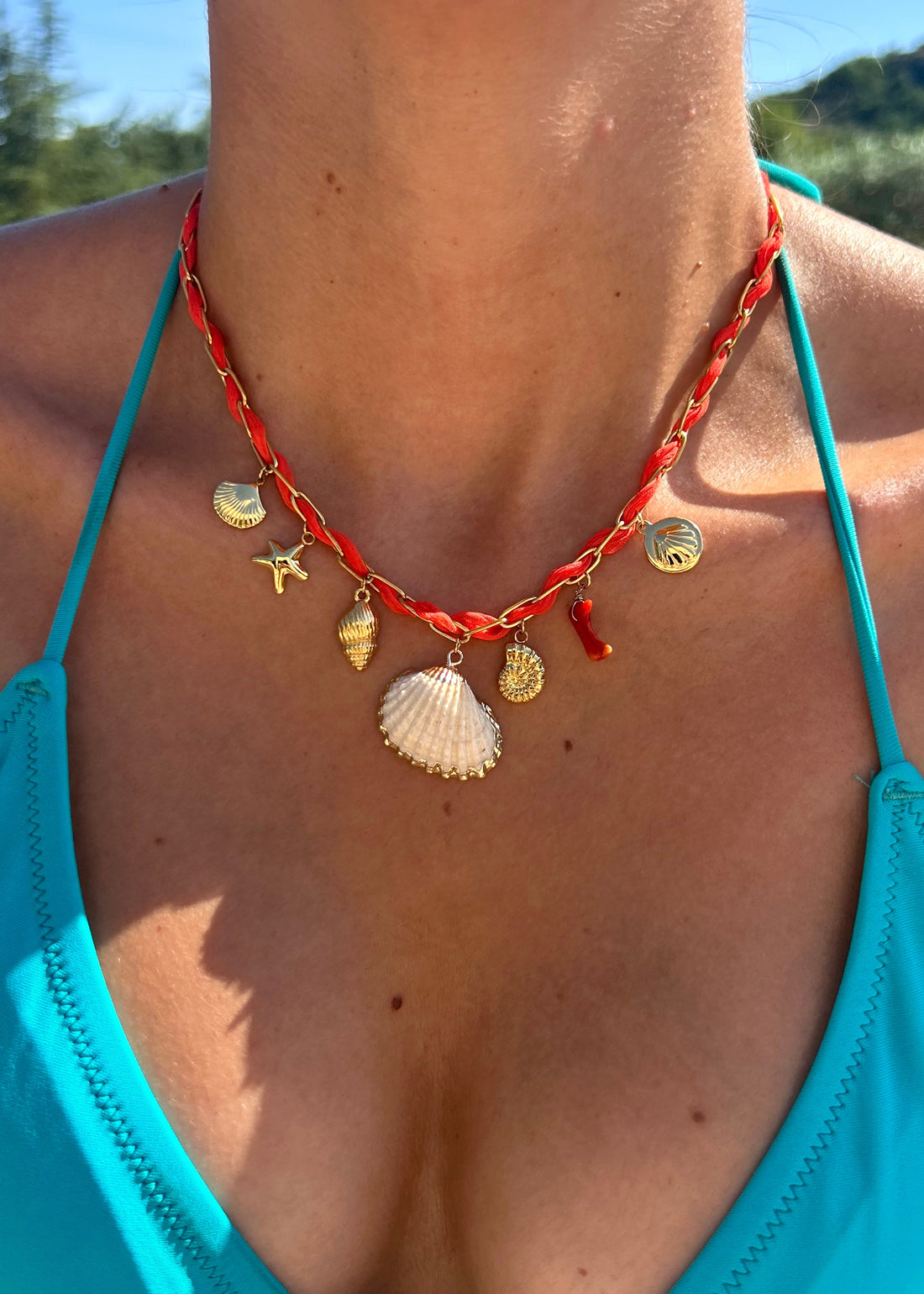 COLLIER MAO