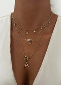 COLLIER HILONA