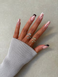 BAGUE APRIL